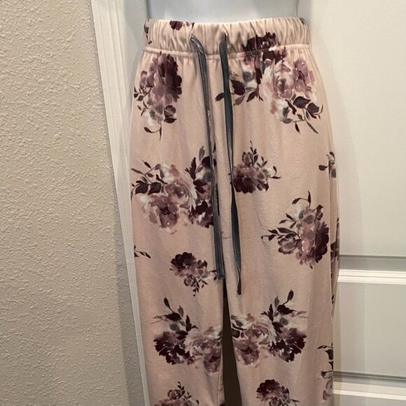 TAHARI LADIES 2 PC PAJAMA SET - Picture 4 of 6